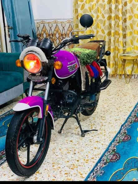 سلام عليكم دراجه دايوان للبيع اي نقص ما بيها 
دراجه مكينه 150 اوراق اصولي
 مكاني حله مركز المدينه 
 السعر 1,800 وبيها 
مجال فدوه لمو شراي لا يتصل ***********
