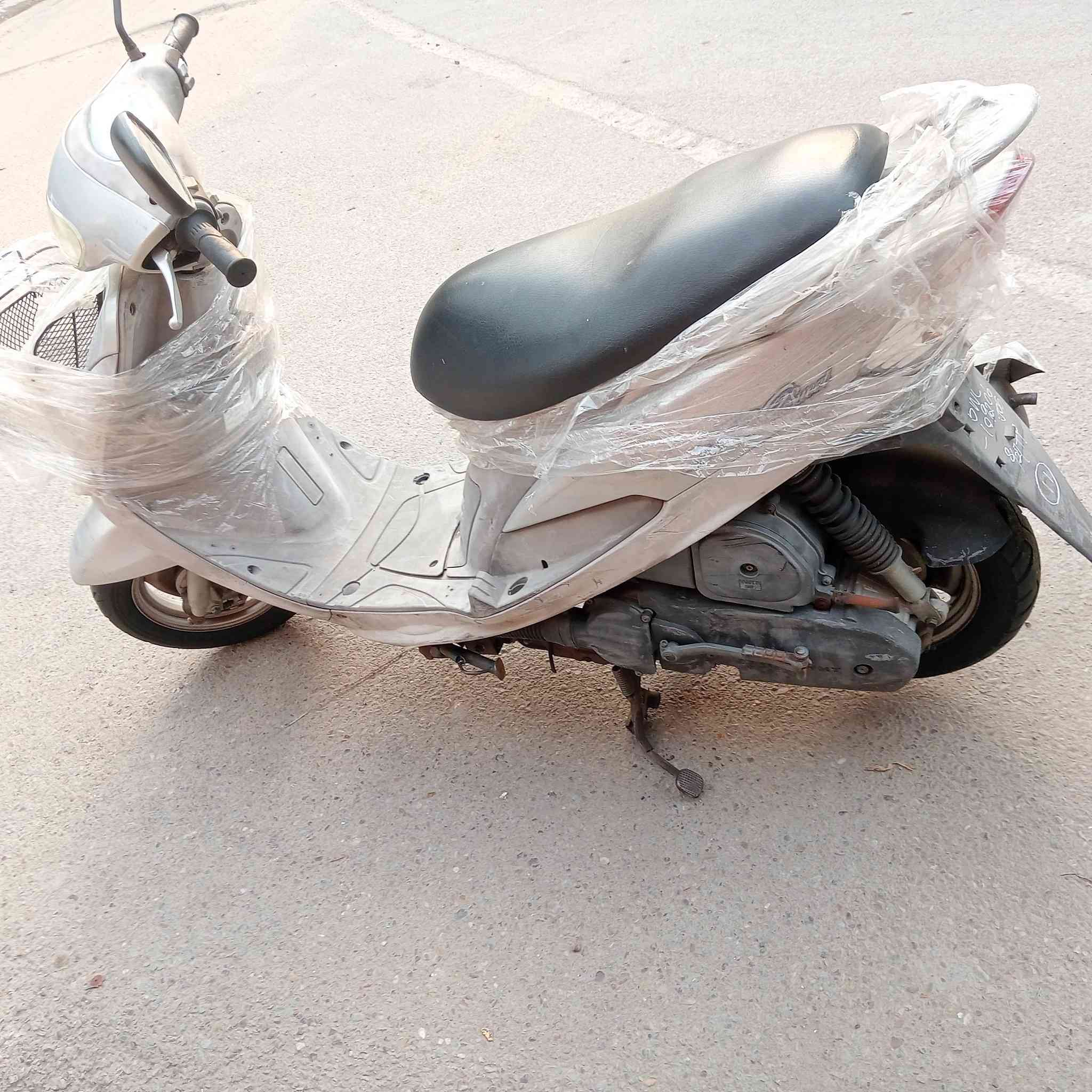 ماكس منغولي للبيع زيرو مال  رمبه وكالة مختمه رقم واحد ويه مكينه سنه ذاه مفتوح بيه برغي ترجع  جيب فيتر وفحص  مكاني الحبيبيه يم ساحت الحمزه  سعر خاص  ***********
