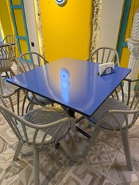 طاولة • للبيع • اتصال