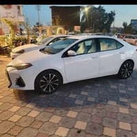 كورلا للبيع موديل 2017مسعجل عله بيعته 70 ورقه وبيه مجال حادثه مكلوبه ه...