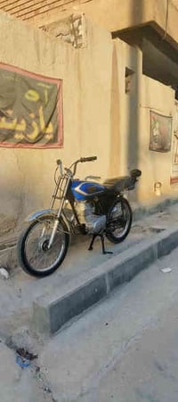 دراجه للبيع تعمير شاصي 19ارشه اوراق اصولي  باقي غراض 23مكينه مفتوحه كو...