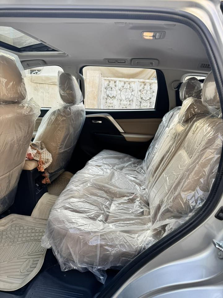 باجيرو سبورت موديل 20 كامل مواصفات رقم اربيل الماني السعر 230 مكاني نجف الاتصال ***********
