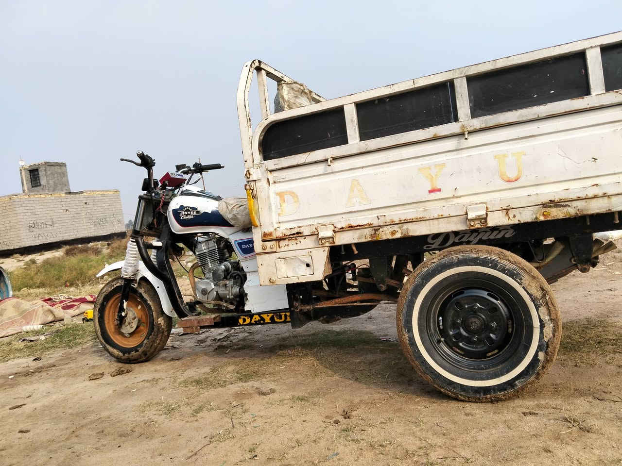 السلام عليكم ستوته للبيع موديل 16 اوراق كامله اصولي بدي ابلاد مامكصوص ولا مصبوغ مكينتها خير من الله مكاني بسبل يم سجن الاصلاحي سعرها بلاش 1450 والشراي يدلل ***********
