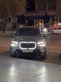 BMW موديل 2025 X7 ماشية 24  الف كم  الضرر باب وجاملغ و بنيد تبديل صبغ ...