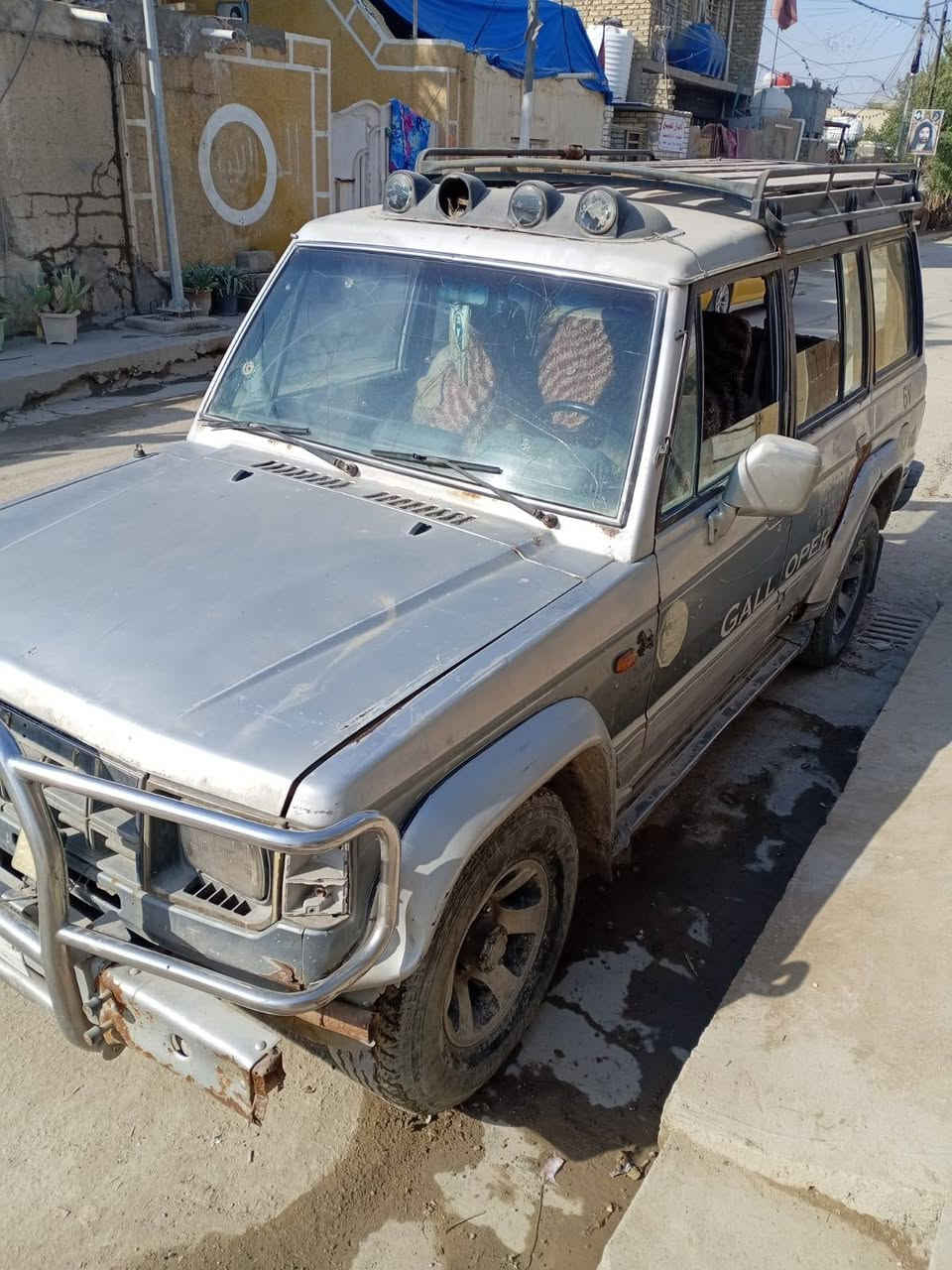 السلام عليكم للبيع كالوبر موديل 1993 العنوان بغداد مدينة الصدر رقم *********** السعر 38
