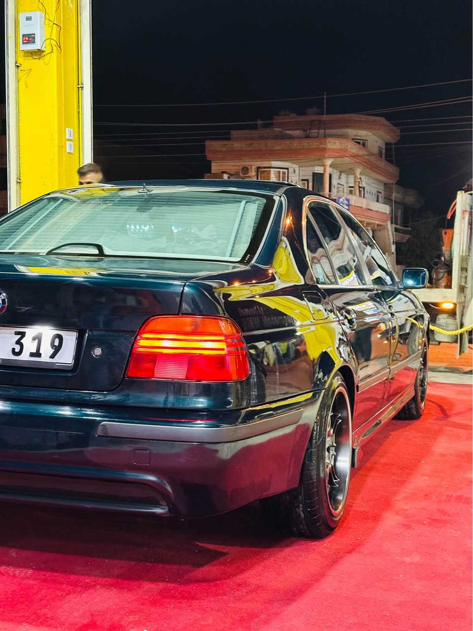 ‏523. BMW e39
مەنەفێست اصلی ابراهیم خلیل 
. موس و براوە و محور نیە 
بێ دەعم بی بۆیاخ سەقفو حیزام بەشەرت. 
گێرو مەکینە و تەبرید و کارە بای بەشەرت 
چوار تایەو ویلی. لۆک m5 
موصفات. فول فول. دەعامی پشت و پێش ئێم. 
سلایت. پەردە کارەبا. تبرید مرکەزی. 
گێچ ئەلقە. چوار جام کارە با و ئۆتۆ. یاوێنە کارەبا و دژەفول . جام فۆتۆ دژە خۆر. لایت کارەبا. لایت ئەلقە. 
تحدید سرعە. سوکان ڤۆلیۆم. شاشە ئایپاد 
هەمو گیانی لەسەر دەقی شەریکە یە. یەک دەنار مەسرەفی نیە. تازە کامل سیرفس کراوە. 

***********
*********** السليمانية, العراق

