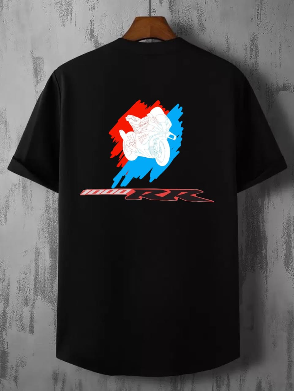 سلام عليكم
حبايب متوفرة طباعه علتيشيرت 
اليريد موجود طباعه اسم صوره شعار عباره حسب الطلب
تواصل خاص او ***********
