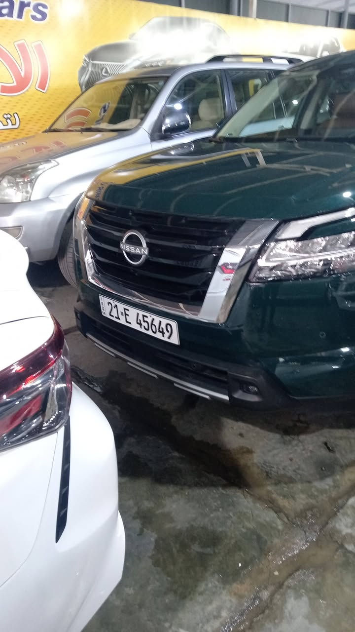 نيسان باثفايندر موديل ٢٣ ماشيه ٥٧ كيلومتر فوال موصفات ضررها صندوق نفس مصبوغ بدون دواخل رقم شاصي موجود بل منشور ضررها سياره موجوده بل منشور ***********
