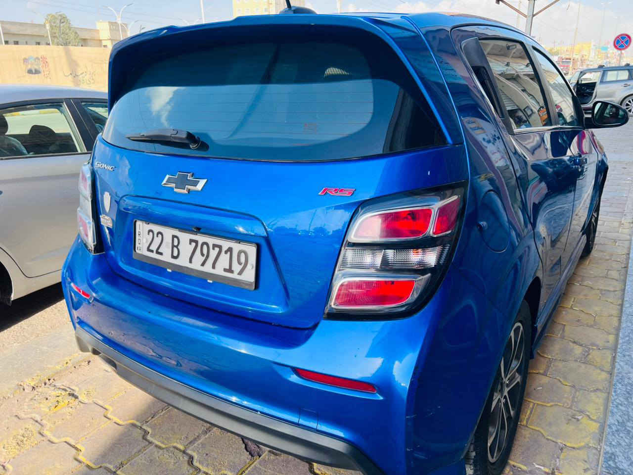 شوفر ليت سونك 
2020 فول مواصفات RS
بدون اي قطعه تبديل 
حجم المحرك 1400 تيربو 
سيارة جاهزة 
تدفئ تبريد ثلج 
حداديه امامي خلفي جديد
تخم تاير جديد 
رقم اربيل الجديد تحويل او وكالة ثاني يوم 
العنوان ذي قار مركز 
السعر 75 قفل قفل قفل 
*********** واتساب
