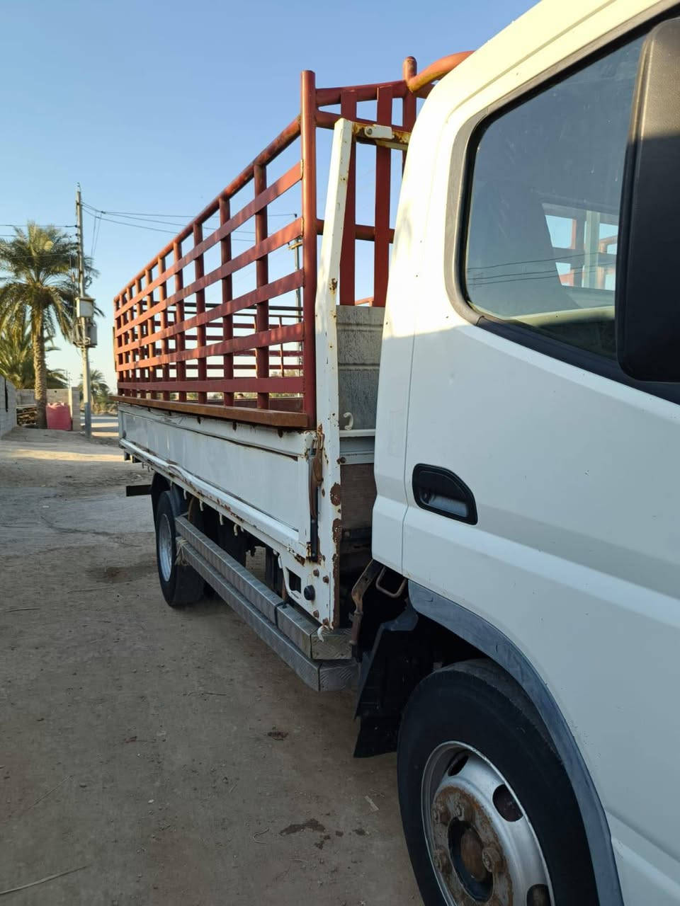 السلام عليكم كنتر 2013 السياره كفاله كير اكسل مكينه قماره شاصي كله بالشرط رقم ميسان شرط التحويل السعر 160  وبيه مجال للاتصال ***********
