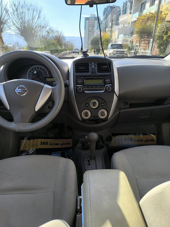 نیسان سەنی  2020
بێ بۆیاخ
 ، پێش و دوا کەپسە
تەنها کەمێک ساردی هەیە
تەنها 57 هەزار کیلۆمەتر ڕۆشتووە، 
هەموو شتێکی لەسەر شەریکە ماوەتەوە.
گێڕ و مەکینە بەشەرت 
 هیچ مەسرەفێکی نییە
 سەیارەکە.
سپێری دانەگیراوە.
سەنەوی تا مانگی ٤ ی ٢٠٢٦ تازەیە
110  و مامەڵە.
***********
*********** السليمانية, العراق
