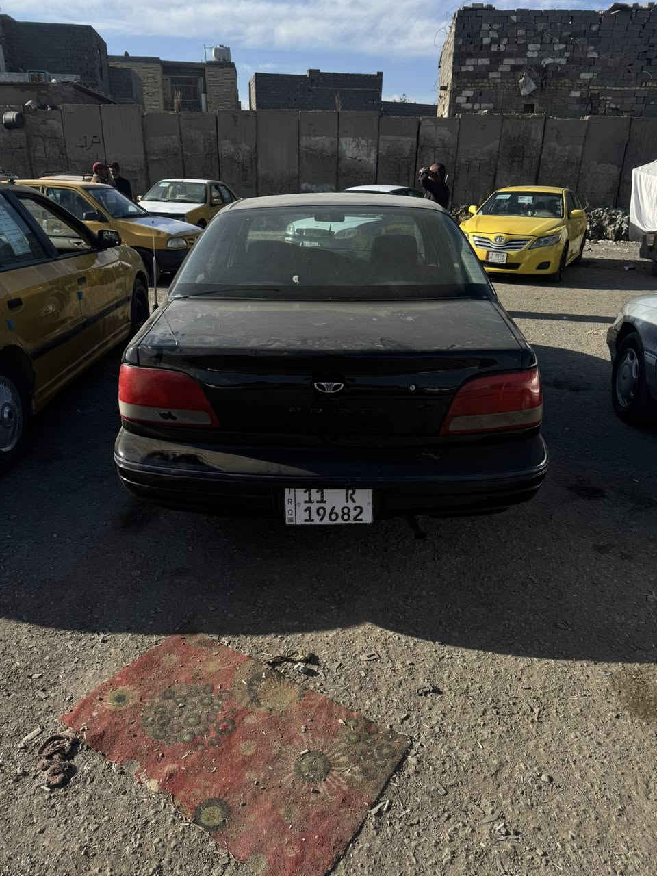 السلام عليكم برنس فراشه موديل  ١٩٩٦  كير أوتوماتيك سياره جديده  سعر٣٧ ***********
