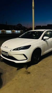 BYD سيئل 5  ب  ب اسمي السياره المكان بغداد  2025  ماشيه 4 الف كامل  كف...