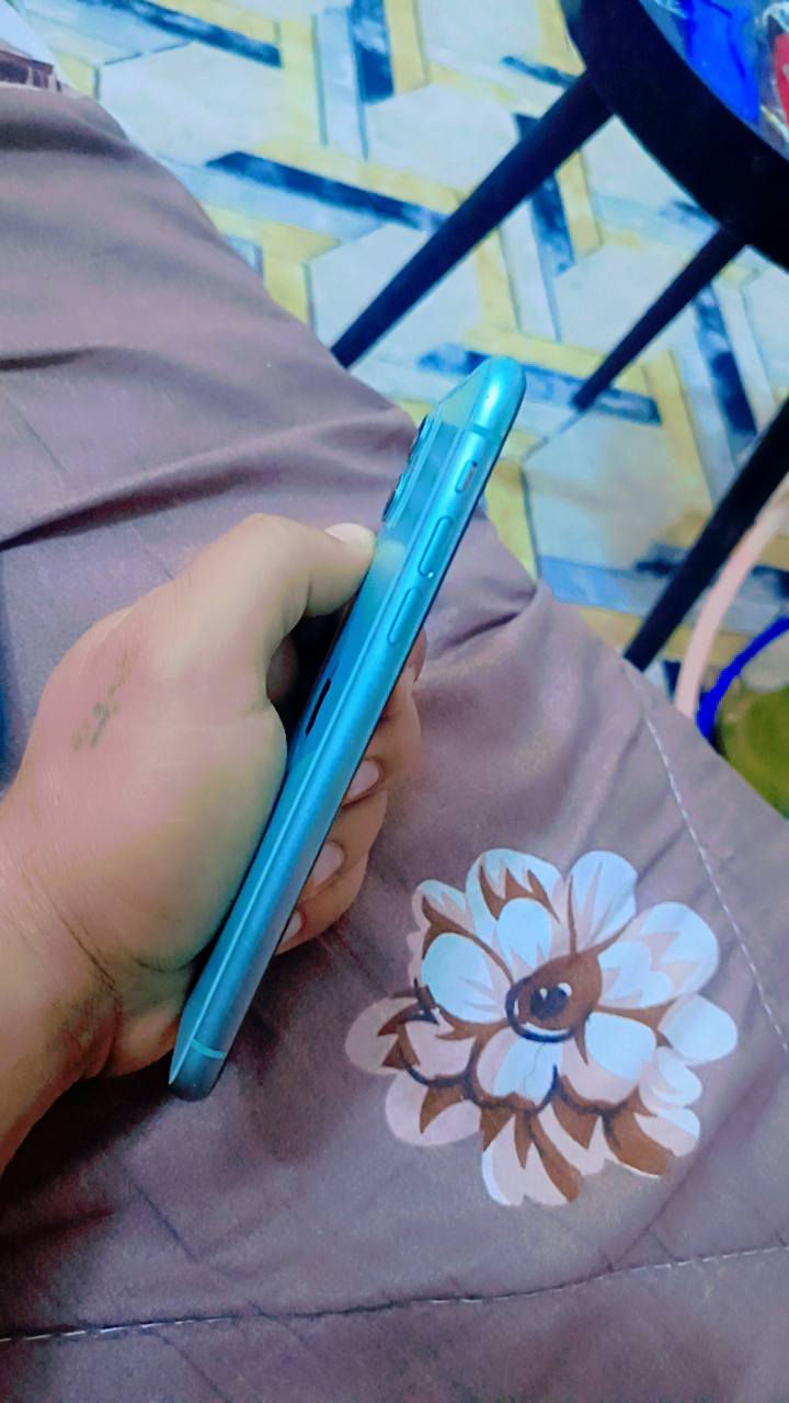 السلام عليكم ايفون 11 عادي
ذاكرة 64
بطاريه 68
نموذج m 
الجهاز شخط مابي مكفول 
وتر بروف ما داخل صيانه ابد ابد 
السعر 225 وبي مجال قليل 
مكاني بغداد البنوك خلف مستشفى الشعب الجديد 
تاخذه من بيتي والك ضمان اسبوع 
***********
***********
