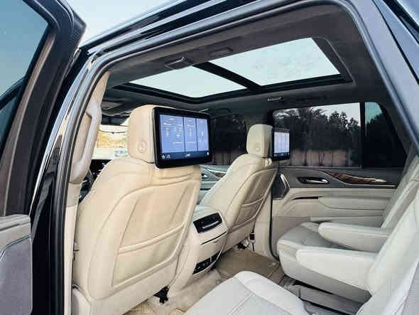 السلام عليكم 
كاديلاك اسكاليد للبيع   2021 
اسبرسو معروف مواصفات 
سياره بسمي رقم جديد 
مغلفه PPFبل كامل 
مواصفات سياره 
.جكات 
.فور ويل 
.ابواب شفط 
.نقطة عمياء 
.صندوق شفط 
.شاشه كبيرة 
.كامرة 4k
.دمام صندوق
.تشغيل عن بعد 
36 سماعة AKG
.كاميرات 6
.داتا شو 
.بانوراما 
.جنطة ذكية 
.رادار جانبي و امامي 
.رادار تحديد مسار
.كشن Vib منفصل 
.مري شفط 
.ويل 22
.ذاكر ميموري خزن 
.مسنات جلد 
.إنارة محيطية 
.لدات 
.اشاير ترحيب
.حزام ذكي 
.كاميرا وسطية 
.ثلاجة 
السياره ماشيه52
مكان بغداد 
للاستفسار (***********)
