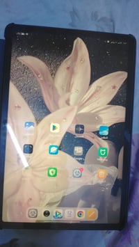 ايباد ريدمي باد 2 ذاكره 128 عشوائيه 4 استعمال شهر جديد نضافته 100/100 ...