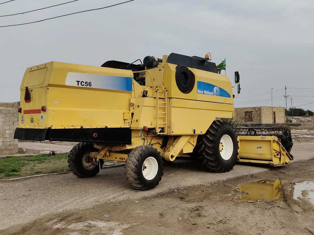 حاصده للبيع موديل 2005 تك درام رقم اربيل سعر 65 مليون تصل ***********
