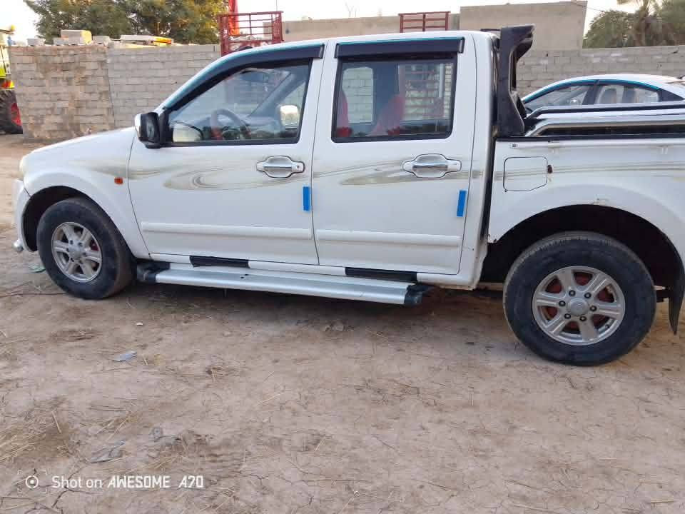 سلام عليكم سياره للبيع كريت ويل موديل 2014سياره جاهزه مكينه وكير وحداديه تبريد ثلج  رقم نجف بسمي سنويه 30مكان السياره نجف مشخاب سعره 78وبيه مجال مكلف بالنشر رقم الهاتف ***********
