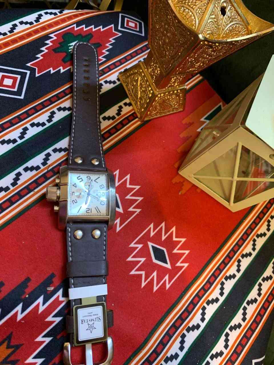 ساعات ماركه كل قطعه وسعره 
يوجد توصيل لكل المحافظات


**إذا كنت صاحب هذا الإعلان وتريد حذفه لأي سبب، رجاءا أرسل رسالة إلى الدعم الفني**