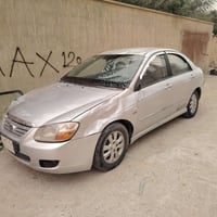 للبيع كيا سيراتو 2008خليجي محرك 1600 رقم بغداد ‭0782 792 0767‬