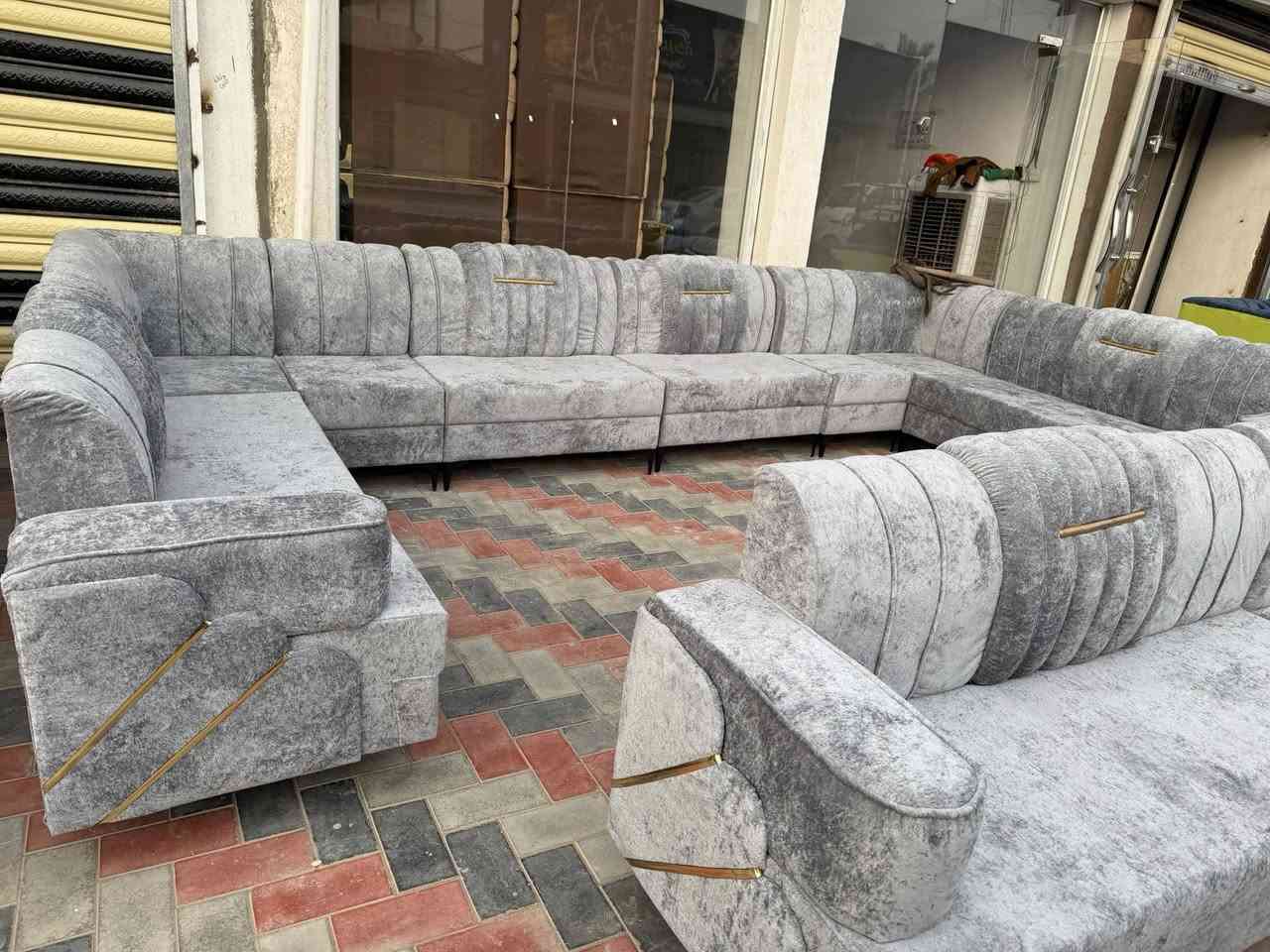 وصول اليوم 2/11 

العنوان / الطارمية / الناحيه قرب البانزيخانه / او قرب مضيف الشيخ سعيد الجاسم مقابيل مركز الزيوت العالميه للسيارات     *********** 📞واتساب
