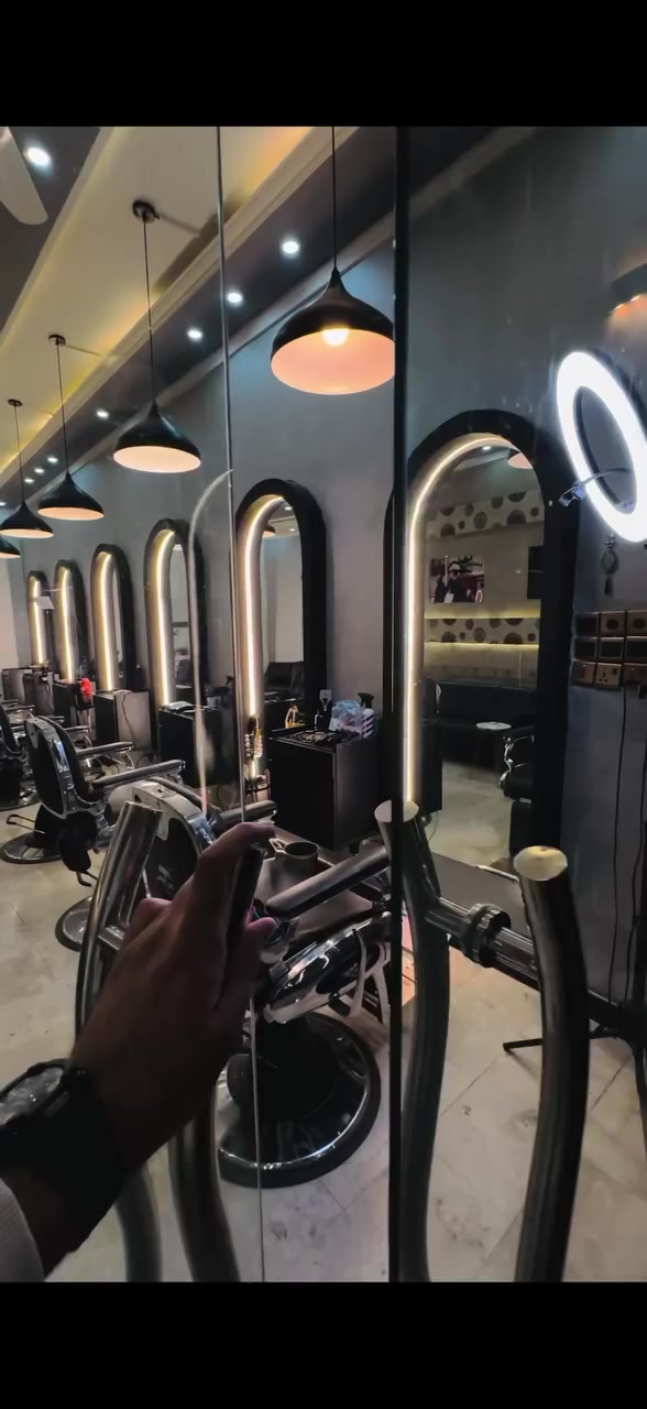 سلام عليكم تابلامات ٦ للبيع تصير فوك الكرسي ديكور فد كلش حلو كل ثنين ب ٢٥ ***********
