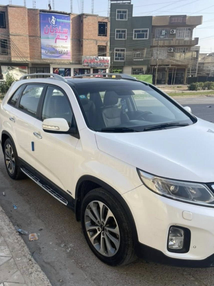 سورنتو خليجي كويتي كامل مواصفات موديل ٢٠١٤  سقف بانوراما  اشارات ترحيب بالباب بصمه ماشيه ١٨٢ بيها مكانات بارد فقط بدون محرك مفتوح من فوك مبدل بيه   رواجز السعر ١٧٨ وبيها مجال بسيط الاتصال على*********** وبيه واتساب المكان بغداد البلديات مضمار العابد
