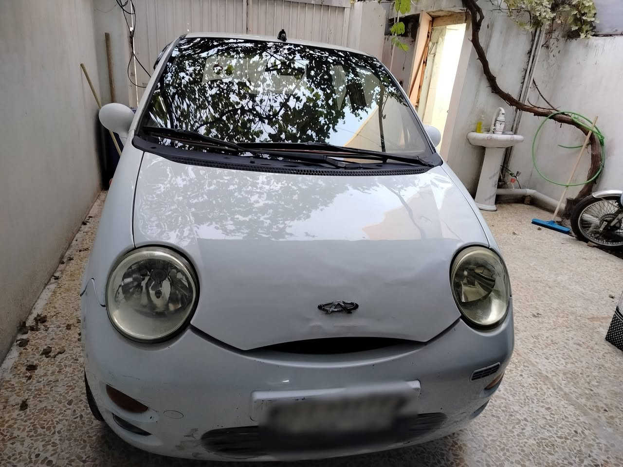 السلام عليكم
سياره كوكو للبيع 
موديل 2012
كابون بانزين 
الشرعي موجود تريد وكاله تريد تحويل صبغ قطعتين 
محرك شرط 
كير شرط 
والسيارة كدام العين 
والتواصل 
***********
***********
