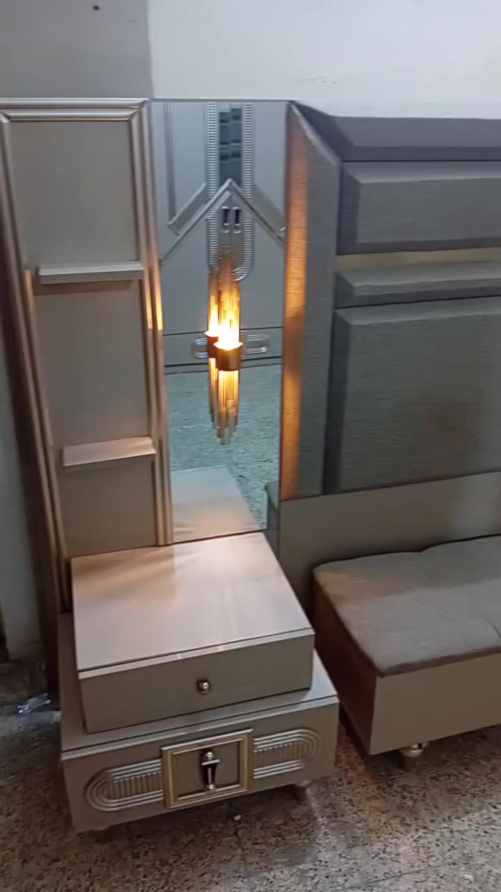 اللهم صل على محمد وال محمد 🤲غرفه تركي 🇹🇷 استخدام قليل نضافه فول ماركه ضخمه اناره سرير مخزن للاستفسار *********** واتساب ماسنجر
