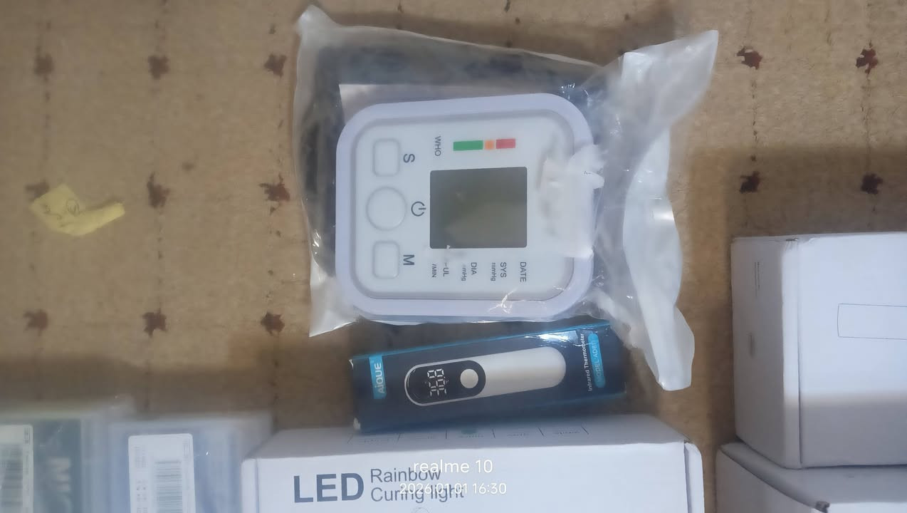 عندي كل هاي الاجهزة الطبية ابيعها شلعة اعلى سعر ابيع *********** هذا رقمي اذا احد يريد يراسلني عليهم
