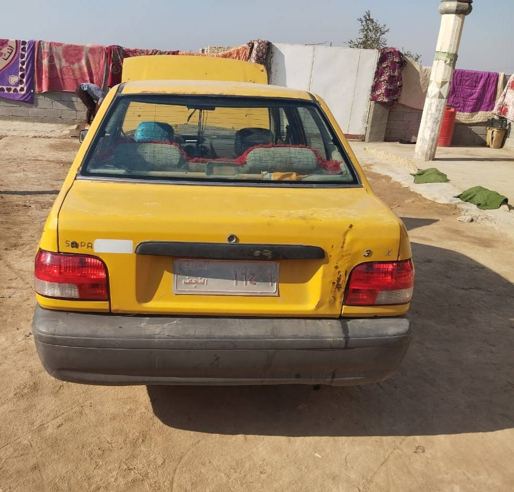 سلام عليكم سايبه للبيع موديل 2012 رقم احمر بيه بس الرابع يفلت كير ومكينه خير من الله جاهزه السعر 11 ورقه وبيه مجال الرقم ***********
