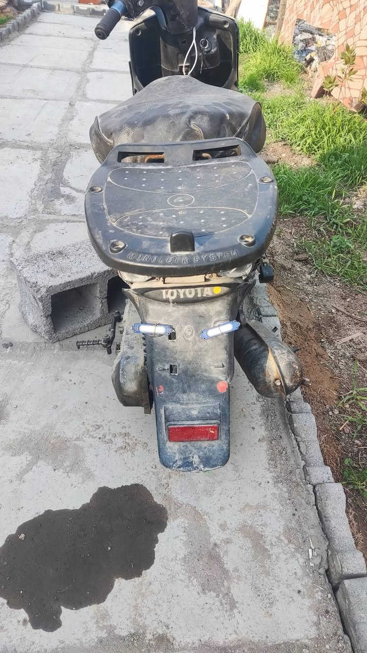 دراجه بيجي مسحوك لكرنك مالته  وهاي غراضه كامله وياهه رقمي ***********
