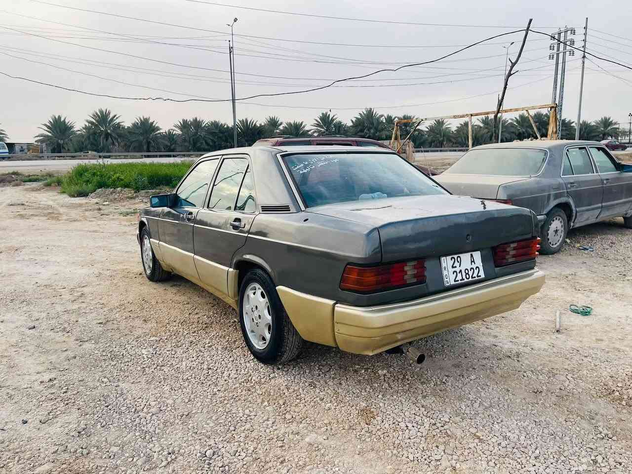 للبيع موديل ٨٨
تحويره محرك ونجي
جاهزه محرك كير حداديه كهربائيات تخم تاير 
عوزه بطاين فقط
رقم واسط انكليزي شرط لمداور
السعر 28 ورقه
العنوان بابل لاتصال ***********
