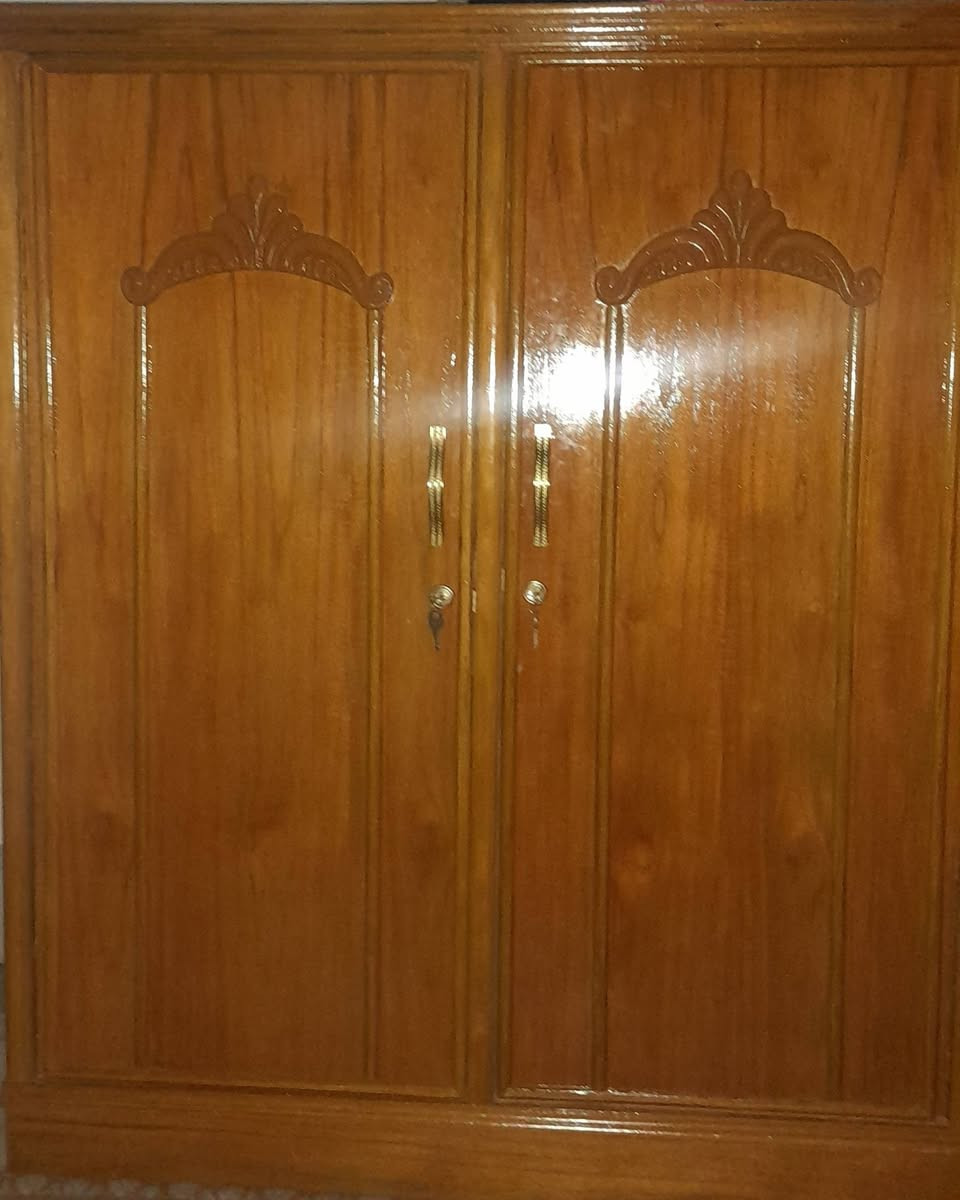 كاونتر جديد نظيف استعمال قليل قياس مترين السعر 225 الف وبي مجال
كنتور 6 ابواب خشب بلوك شغل عراقي درجة اولى جديد نظيف استعمال قليل جدا السعر 250 الف وبي مجال

رقم الهاتف ***********
