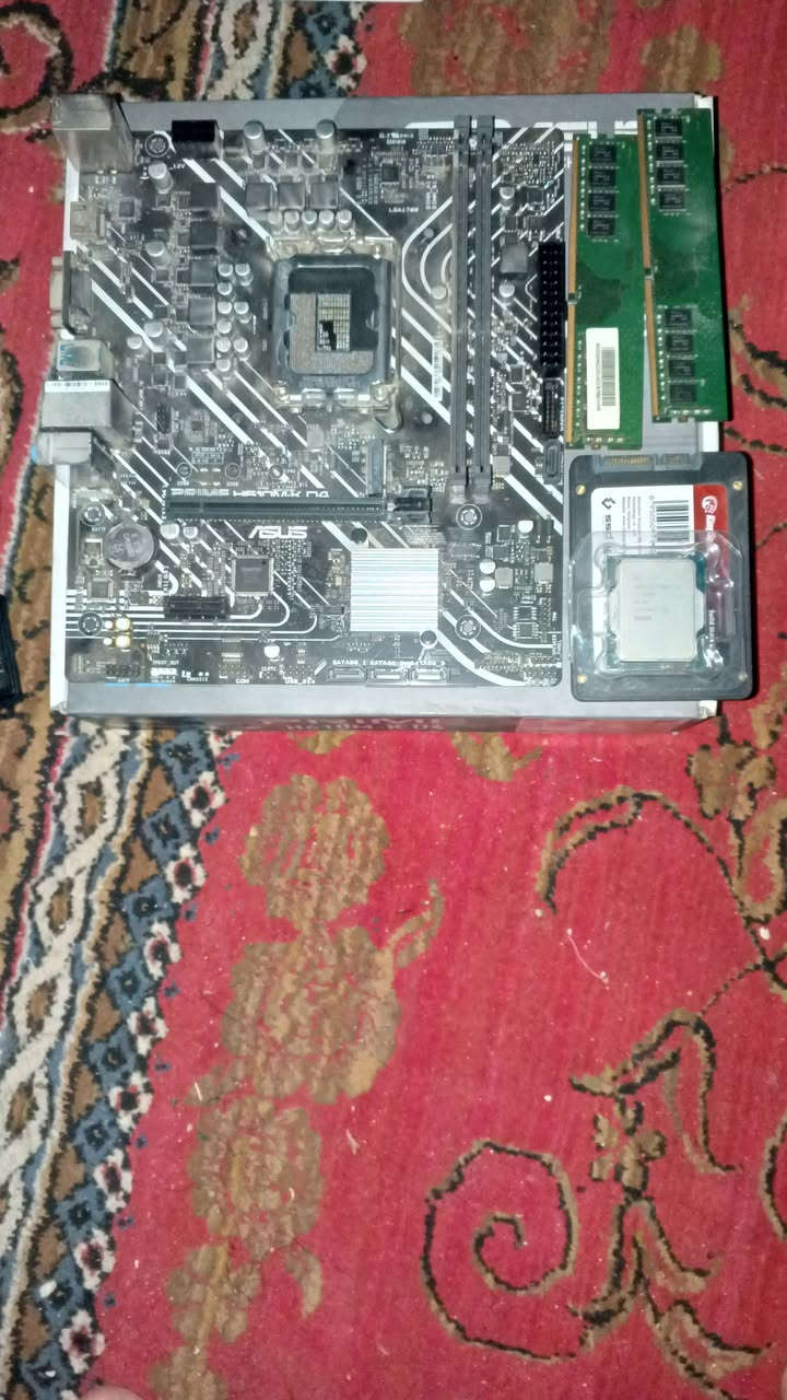 معالج i3 12100 سعر 70 الف مع مبرد هوائي مجاني
بورد h610 سعر 70 الف

رامات ddr4 حجم 16g بسرعة 3200mhz سعر 40 الف

باورسبلاي من ماركة محترمة fsp قدرة 500w سعر 30 الف

ملاحضة : هذن الفوك ابيع شلع قلع مرة وحدة

موجود ssd سعة 256g سعر 10 الاف (اختياري)

جويستك gamesir g7se المشهورة سعر 30 الف بيها مجال (اختياري)

موجود كيس صيني يمشي الحال احسبة ب 10 الاف (اختياري)

رقمي *********** عنوان الكوفة شارع المعمل البراكية
