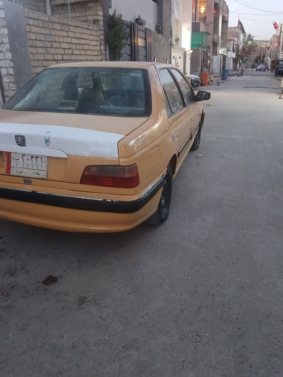 من رخصت الأدمن المحترم للبيع بيجوا بارص موديل ١١ رقم بغداد غرامات مصفرة هية ٢٠٠ الف عليها فقط سنوية ٢٨ مكينة كير خير من الله تبريد شغال السعر ٢٩$
مكانها بغداد الشعب حي البساتين 
الاستفسار ***********
