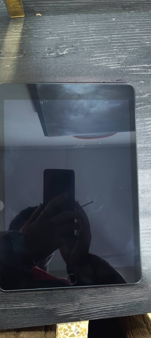 ايباد 9
مساحه 256
مواصفات معروفه و النضافه نضيف جدآ كدام العين
ملحقات مابي بس الكفر


**إذا كنت صاحب هذا الإعلان وتريد حذفه لأي سبب، رجاءا أرسل رسالة إلى الدعم الفني**