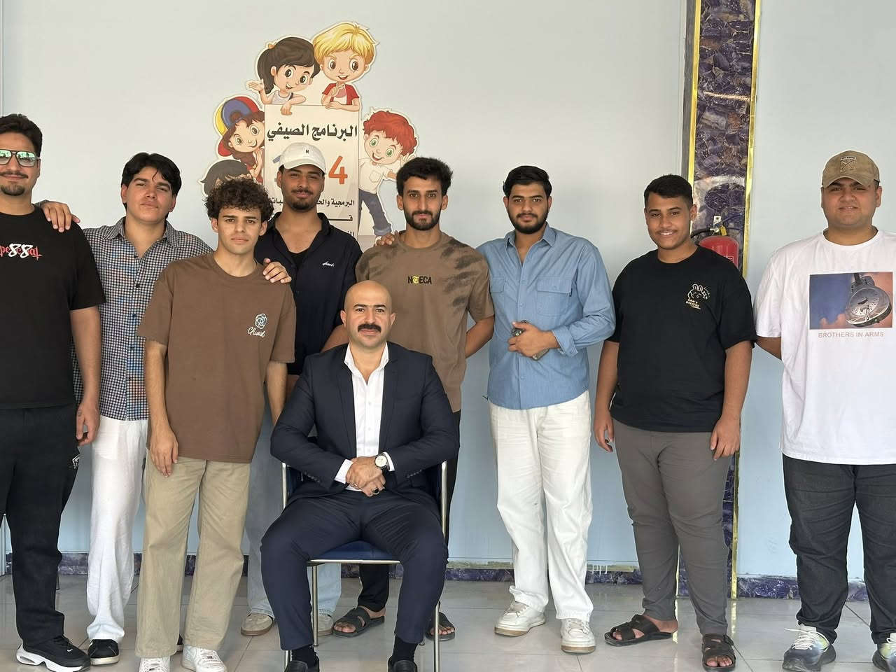 لطلبة الاقسام المهنية (حاسبات / اجهزة طبية / امن سيبراني / التجارة )
🌟 بين عامٍ من التميّز.. وعامٍ من الطموح المتجدد! 🌟

بفخر واعتزاز، نُعلن ختام رحلتنا التعليمية الحافلة مع دفعة 2026 لطلبة التعليم المهني (بنين وبنات). 
لقد كنتم خير مثالٍ على الإصرار والمثابرة، ونثق أن ثمار جهودكم ستتوج بأعلى الدرجات قريباً بإذن الله. 🎓✨

ولأن مسيرة النجاح لا تتوقف، وبناء المستقبل يبدأ من خطوة اليوم...
🚀 نُعلن رسمياً عن فتح باب التسجيل والانطلاق مع "دفعة 2027"

إلى قادة الغد وصُنّاع المستقبل من طلبة المهني الجدد، نفتح لكم أبواب التميز وفق أعلى المعايير الأكاديمية والتربوية التي تضمن لكم الصدارة.

💎 ما يميزنا ويضمن راحتكم:

 خصوصية تامة وبيئة تعليمية مثالية: نؤكد لكم أن المحاضرات منفصلة تماماً للجنسين (قاعات مخصصة للطلاب، وقاعات منفصلة ومستقلة تماماً للطالبات)، مما يوفر بيئة دراسية مريحة وهادئة تركز على الاستيعاب الكامل.

 شرح منهجي احترافي: تغطية شاملة ودقيقة لكل تفاصيل المنهج المهني، مع التركيز على النمط الوزاري والأسئلة المتكررة لضمان الدرجة الكاملة.

 متابعة دورية واختبارات مستمرة: لتقييم المستوى أولاً بأول والوقوف على نقاط القوة وتطويرها.

📥 المقاعد محدودة جداً لضمان جودة التركيز والمتابعة لكل طالب وطالبة.

للتسجيل والاستفسار عن المواعيد وأماكن المقاعد، يرجى مراسلة الصفحة أو الاتصال بنا عبر الأرقام التالية:
📞 [***********]
📞 [*********** ]

بسماية الشارع العام قرب بيت بيوتي وسنتر دراهم 📍 

#دفعة_2027 #التعليم_المهني #طريقك_إلى_القمة #مستقبلكم_أمانتنا
@أبرز المعجبينمعهد اكسفورد فرع بسماية Oxfordالاستاذ حيدر الجابري
فائز العبدالله رحومي
