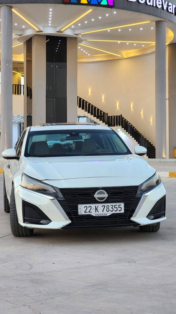 ئاڵتیما 2021  SL فول ناو {زەرد}
شکڵی کراوە بە 2026
چاملغ سەکن و پەڵەیەک  بۆنید بۆیاغە
80 هەزار کیلۆمەتر ڕۆشتوە 
گیڕ مەکینە بەشەرت  
دەفتەر بەنزینی هەیە 
بەناویی خۆمەوەیە  ،سەنەویی تازەیە 
فول فول مواسەفاتە 
کوشن هیتەر سوکان هیتەر 
ناو زەرد سلایت 
 کار پلەی  خەتی جادە  ڕادار دوا و پیش 
شوێنم کەرکوکە
1N4BL4EW2MN385287
 ***********
