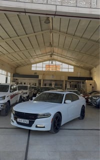 تشارجر SXT • ٢٠١٦ • ١١٤ الف ميل