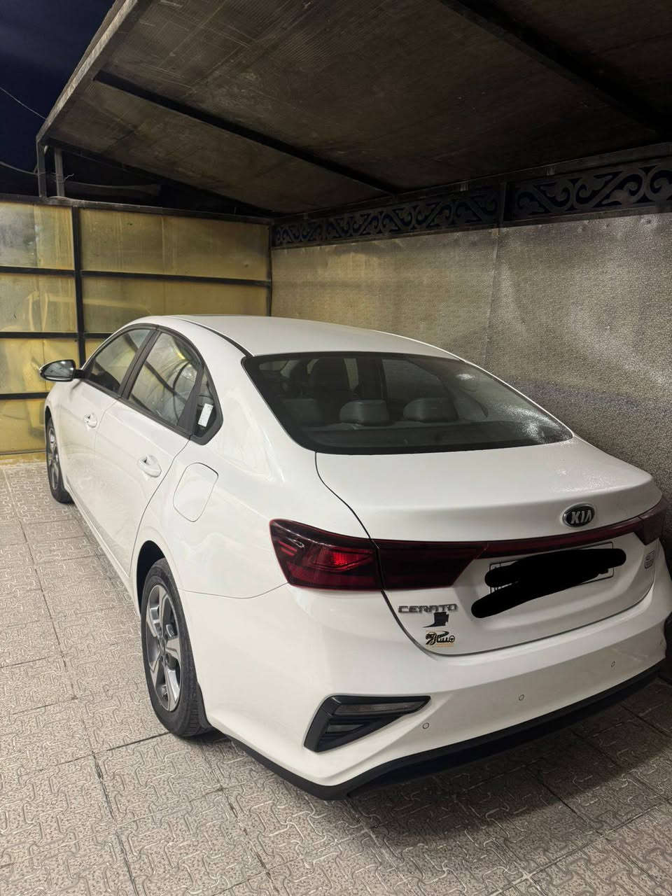 السلام عليكم سيراتو خليجي موديل 2021 فول مواصفات محرك 1600 رقم اربيل ماشيه 124 الف رقم تريد تحويل او وكالة سعر 163وبيها مجال مكانها بغداد حي الجهاد اني مكلف بالنشر هذا رقم صاحبها 
***********
