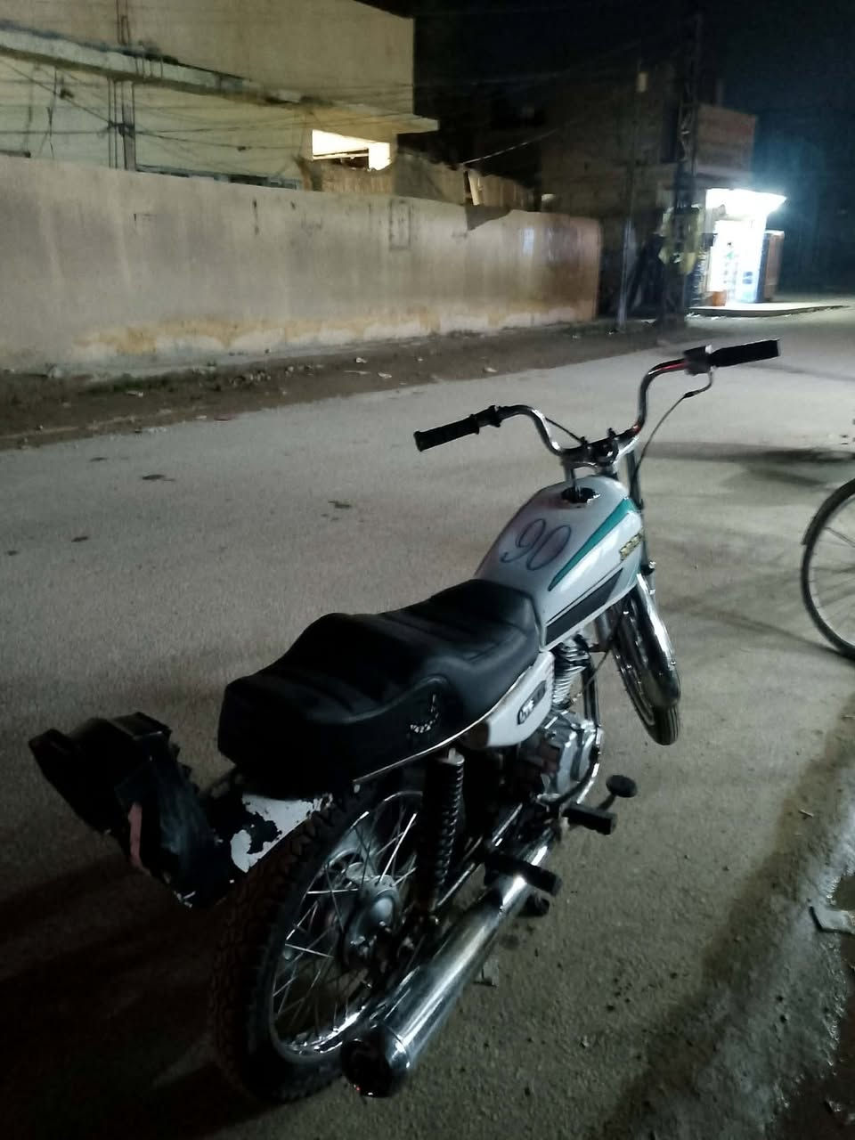 السلام عليكم (للبيع)
نامه موديل 25 ماابيهه اي نقص فقط مبدل ولفات وتفيلس تحتاج السعر 450 وبيه مجال للطيبين مكاني ديالى بعقوبة راقمي ***********
