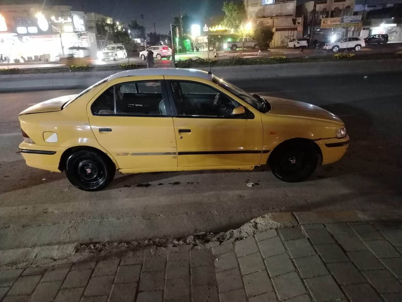 سباره سمد لبيع موديل 10رقم جديد مصفره من كلشي بيه فد لغد مال دبل طاك موضح بل صوره بكاني بغداد رقم ابو  سياره ‭0770 177 9047‬ لحد يراسني اني مكلف بل نشر بغداد, العراق
