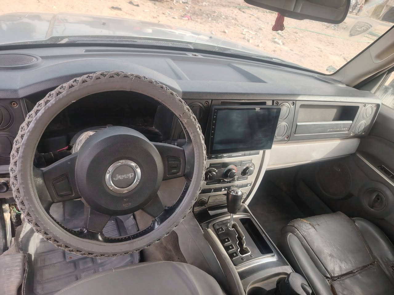 جيب كامندر موديل ٢٠٠٧ محور فيفيتي تبريد شغال ثلج رقم انكليزي بسم ابن عمي تحويل ثاني يوم تخم تاير جديد حداديه حلوه السعر ٦٦ ***********
