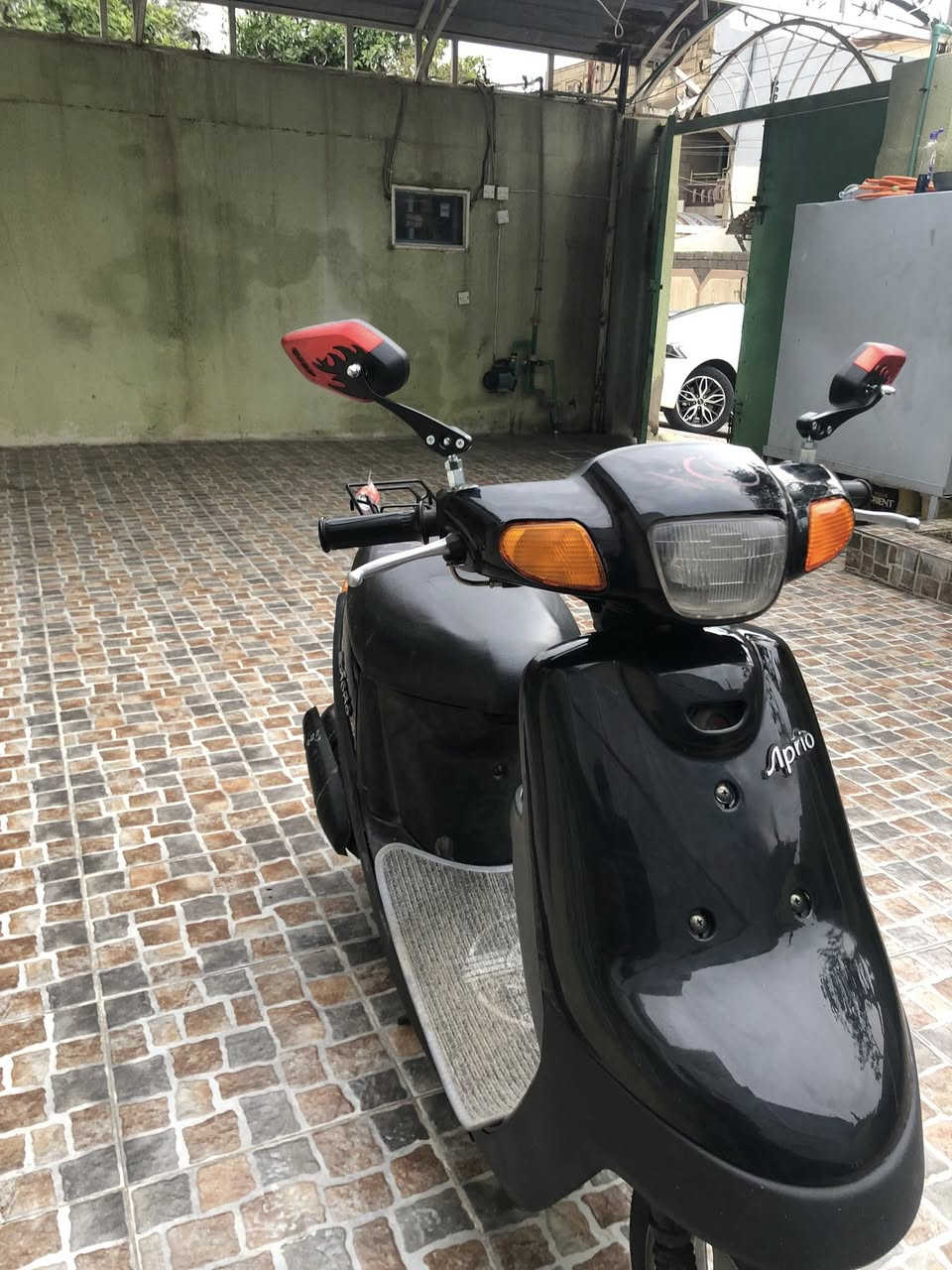 ماطور بوتين تك كهربائيات كلها شغاله مكينه مامفتوحه نص نهدر يشتغل شلعه ومعدل فول سعر ٣٥٠وبي مجال رقمي***********
