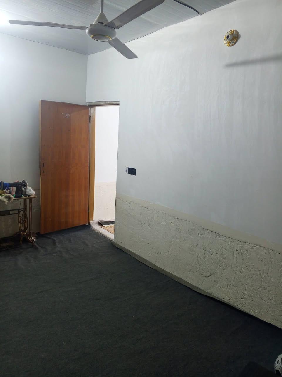 السلام عليكم دار للبيع المساحه 85 متر بناء كامل سقف سندويج العنوان شارع الحولي مطار مدرسه در النجف الاهليه السعر 13 وبي مجال طابو زراعي رقم الهاتف
***********
