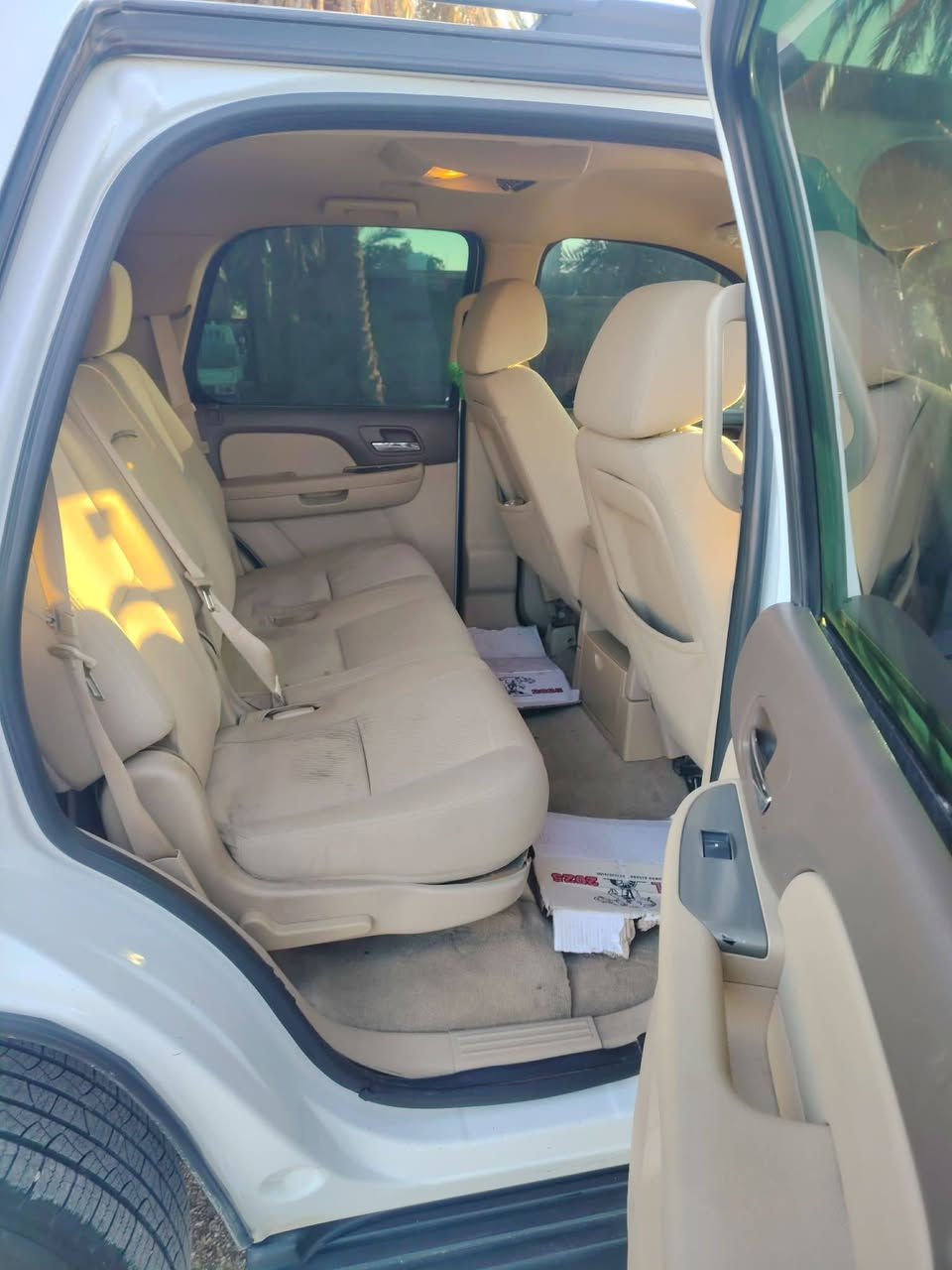 تاهو ادوات
موديل 2011 خليجي

كفاله من كص وعشاير 

السعر 90 وبيه مجال تترقم 

للاستفسار اكثر اتصل علرقم***********
