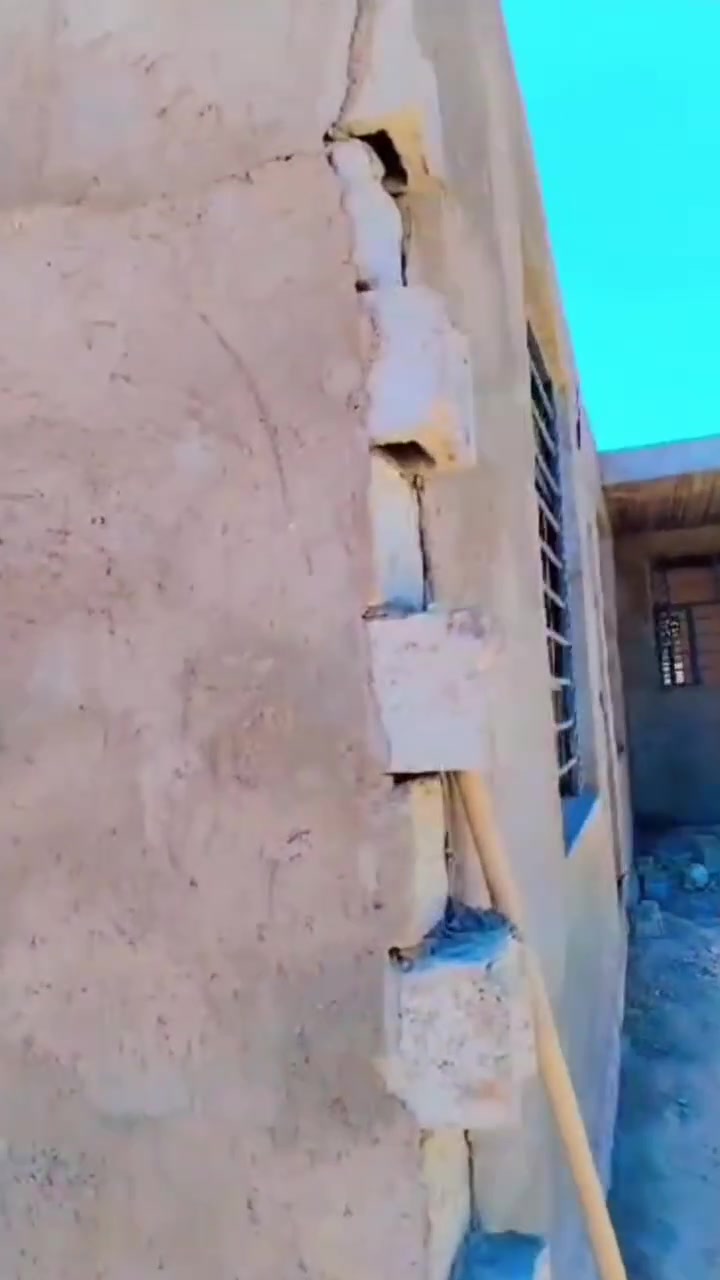 سلام عليكم
لباخ جص وسمنت تصفير مصاطر
متفرغ حلين كباله او متر
هاذ عمنه يرضه الله ويرضيك
تصل او بيك خير ودلل***********
