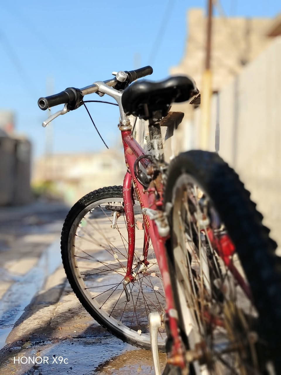 هذا بايسكل نضيف اريدو بسعر 60بي مجال


**إذا كنت صاحب هذا الإعلان وتريد حذفه لأي سبب، رجاءا أرسل رسالة إلى الدعم الفني**