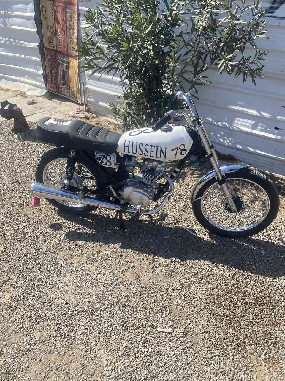 سلام عليكم دراجه يراني حربي خير من الله دراجه  وراق اصولي بسمي مكاني جسر ديالى الغديم *********** هاذ رقمي بيه وتساب تصل بيك خير ودلل
